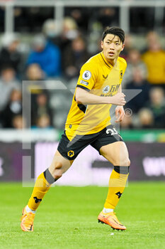2022-04-08 - Wolves Hee-chan Hwang during the English championship Premier League football match between Newcastle United and Wolverhampton Wanderers on April 8, 2022 at St James' Park in Newcastle, England - NEWCASTLE UNITED VS WOLVERHAMPTON WANDERERS - ENGLISH PREMIER LEAGUE - SOCCER