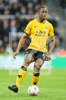 2022-04-08 - Wolves Willy Boly during the English championship Premier League football match between Newcastle United and Wolverhampton Wanderers on April 8, 2022 at St James' Park in Newcastle, England - NEWCASTLE UNITED VS WOLVERHAMPTON WANDERERS - ENGLISH PREMIER LEAGUE - SOCCER
