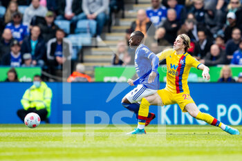 2022-04-10 - Nampalys Mendy of Leicester City and Crystal Palace midfielder Conor Gallagher during the English championship Premier League football match between Leicester City and Crystal Palace on April 10, 2022 at the King Power Stadium in Leicester, England - LEICESTER CITY VS CRYSTAL PALACE - ENGLISH PREMIER LEAGUE - SOCCER