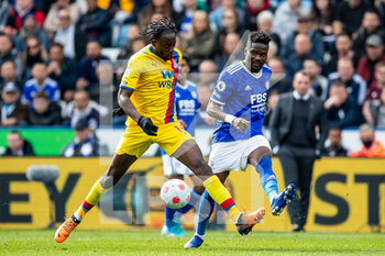 2022-04-10 - Leicester City defender Daniel Amartey and Crystal Palace forward Jean-Philippe Mateta during the English championship Premier League football match between Leicester City and Crystal Palace on April 10, 2022 at the King Power Stadium in Leicester, England - LEICESTER CITY VS CRYSTAL PALACE - ENGLISH PREMIER LEAGUE - SOCCER