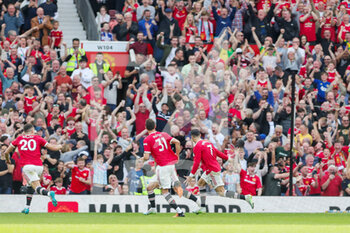 2022-04-17 - Manchester United Forward Cristiano Ronaldo (7) celebrates his goal 3-2 with teammates during the English championship Premier League football match between Manchester United and Norwich City on April 16, 2022 at Old Trafford in Manchester, England - MANCHESTER UNITED VS NORWICH CITY - ENGLISH PREMIER LEAGUE - SOCCER