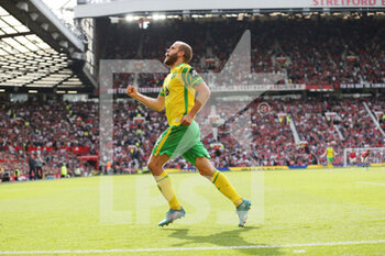 2022-04-17 - Norwich City forward Teemu Pukki (22) celebrates after his goal 2-1 during the English championship Premier League football match between Manchester United and Norwich City on April 16, 2022 at Old Trafford in Manchester, England - MANCHESTER UNITED VS NORWICH CITY - ENGLISH PREMIER LEAGUE - SOCCER