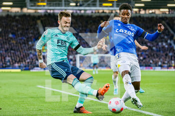 2022-04-20 - Everton's midfielder Demarai Gray (11) and Leicester City's midfielder James Maddison (10) during the English championship Premier League football match between Everton and Leicester City on April 20, 2022 at Goodison Park in Liverpool, England - EVERTON VS LEICESTER CITY - ENGLISH PREMIER LEAGUE - SOCCER