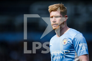 2022-04-23 - Manchester City's midfielder Kevin De Bruyne during the English championship Premier League football match between Manchester City and Watford on April 23, 2022 at the Etihad Stadium in Manchester, England - MANCHESTER CITY VS WATFORD - ENGLISH PREMIER LEAGUE - SOCCER
