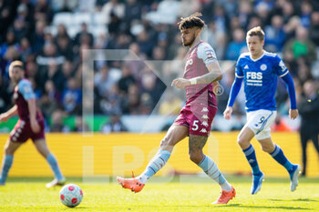 2022-04-23 - Aston Villa defender Tyrone Mings during the English championship Premier League football match between Leicester City and Aston Villa on April 23, 2022 at the King Power Stadium in Leicester, England - LEICESTER CITY VS ASTON VILLA - ENGLISH PREMIER LEAGUE - SOCCER