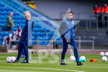 2022-04-24 - Mike Jackson of Burnley (Interim Manager) during the warm up before the English championship Premier League football match between Burnley and Wolverhampton Wanderers on April 24, 2022 at Turf Moor in Burnley, England - BURNLEY VS WOLVERHAMPTON WANDERERS - ENGLISH PREMIER LEAGUE - SOCCER