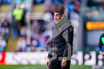 2022-04-24 - Bruno Lage of Wolverhampton Wanderers (Manager) during the English championship Premier League football match between Burnley and Wolverhampton Wanderers on April 24, 2022 at Turf Moor in Burnley, England - BURNLEY VS WOLVERHAMPTON WANDERERS - ENGLISH PREMIER LEAGUE - SOCCER