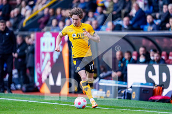 2022-04-24 - Wolverhampton Wanderers forward Fabio Silva during the English championship Premier League football match between Burnley and Wolverhampton Wanderers on April 24, 2022 at Turf Moor in Burnley, England - BURNLEY VS WOLVERHAMPTON WANDERERS - ENGLISH PREMIER LEAGUE - SOCCER