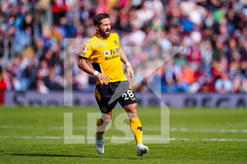 2022-04-24 - Wolverhampton Wanderers midfielder Joao Moutinho during the English championship Premier League football match between Burnley and Wolverhampton Wanderers on April 24, 2022 at Turf Moor in Burnley, England - BURNLEY VS WOLVERHAMPTON WANDERERS - ENGLISH PREMIER LEAGUE - SOCCER