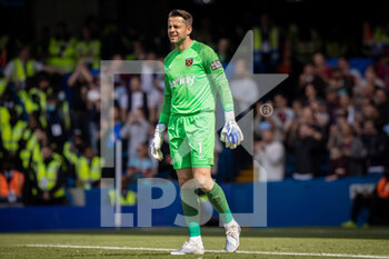2022-04-24 - West Ham United goalkeeper Lukasz Fabianski during the English championship Premier League football match between Chelsea and West Ham United on April 24, 2022 at Stamford Bridge in London, England - CHELSEA VS WEST HAM UNITED - ENGLISH PREMIER LEAGUE - SOCCER