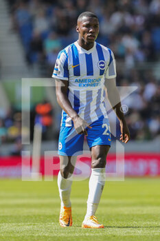 2022-04-24 - Brighton and Hove Albion midfielder Moises Caicedo during the English championship Premier League football match between Brighton and Hove Albion and Southampton on April 24, 2022 at the American Express Community Stadium in Brighton and Hove, England - BRIGHTON AND HOVE ALBION VS SOUTHAMPTON - ENGLISH PREMIER LEAGUE - SOCCER