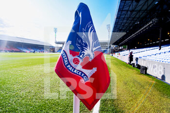 2022-04-25 - A general view of corner flag before the English championship Premier League football match between Crystal Palace and Leeds United on April 25, 2022 at Selhurst Park in London, England - CRYSTAL PALACE VS LEEDS UNITED - ENGLISH PREMIER LEAGUE - SOCCER