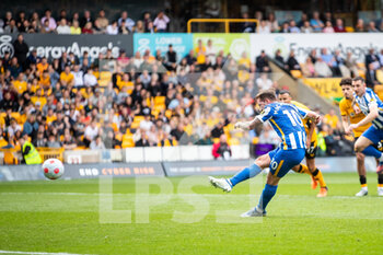 2022-04-30 - Brighton & Hove Albion midfielder Alexis MacAllister (10) scores penalty 0-1 during the English championship Premier League football match between Wolverhampton Wanderers and Brighton and Hove Albion on April 30, 2022 at Molineux stadium in Wolverhampton, England - WOLVERHAMPTON WANDERERS VS BRIGHTON VS HOVE ALBION - ENGLISH PREMIER LEAGUE - SOCCER