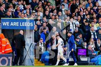 2022-05-11 - Leeds United midfielder Daniel James (20) receives a red card and is sent off during the English championship Premier League football match between Leeds United and Chelsea on May 11, 2022 at Elland Road in Leeds, England - LEEDS UNITED VS CHELSEA - ENGLISH PREMIER LEAGUE - SOCCER