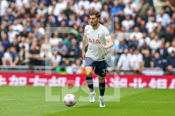 2022-05-15 - Ben Davies (33) of Tottenham Hotspur during the English championship Premier League football match between Tottenham Hotspur and Burnley on May 15, 2022 at Tottenham Hotspur Stadium in London, England - TOTTENHAM HOTSPUR VS BURNLEY - ENGLISH PREMIER LEAGUE - SOCCER