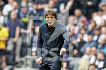 2022-05-15 - Antonio Conte Manager of Tottenham Hotspur during the English championship Premier League football match between Tottenham Hotspur and Burnley on May 15, 2022 at Tottenham Hotspur Stadium in London, England - TOTTENHAM HOTSPUR VS BURNLEY - ENGLISH PREMIER LEAGUE - SOCCER