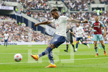 2022-05-15 - Ryan Sessegnon (19) of Tottenham during the English championship Premier League football match between Tottenham Hotspur and Burnley on May 15, 2022 at Tottenham Hotspur Stadium in London, England - TOTTENHAM HOTSPUR VS BURNLEY - ENGLISH PREMIER LEAGUE - SOCCER