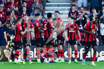 2022-08-06 - Kieffer Moore (21) of AFC Bournemouth celebrates scoring the second goal 2-0 with teammates during the English championship Premier League football match between Bournemouth and Aston Villa on August 6, 2022 at the Vitality Stadium in Bournemouth, England - FOOTBALL - ENGLISH CHAMP - BOURNEMOUTH V ASTON VILLA - ENGLISH PREMIER LEAGUE - SOCCER