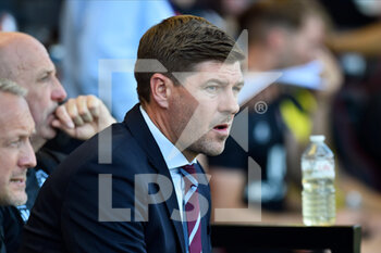 2022-08-06 - Aston Villa manager Steven Gerrard during the English championship Premier League football match between Bournemouth and Aston Villa on August 6, 2022 at the Vitality Stadium in Bournemouth, England - FOOTBALL - ENGLISH CHAMP - BOURNEMOUTH V ASTON VILLA - ENGLISH PREMIER LEAGUE - SOCCER