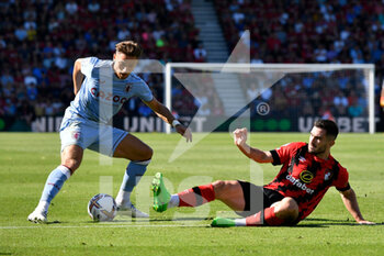 2022-08-06 - Lewis Cook (4) of AFC Bournemouth challenges Matty Cash (2) of Aston Villa during the English championship Premier League football match between Bournemouth and Aston Villa on August 6, 2022 at the Vitality Stadium in Bournemouth, England - FOOTBALL - ENGLISH CHAMP - BOURNEMOUTH V ASTON VILLA - ENGLISH PREMIER LEAGUE - SOCCER