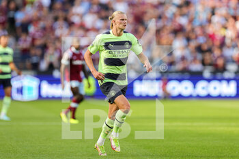 2022-08-07 - Erling Haaland (9) of Manchester City during the English championship Premier League football match between West Ham United and Manchester City on August 7, 2022 at the London Stadium in London, England - FOOTBALL - ENGLISH CHAMP - WEST HAM V MANCHESTER CITY - ENGLISH PREMIER LEAGUE - SOCCER