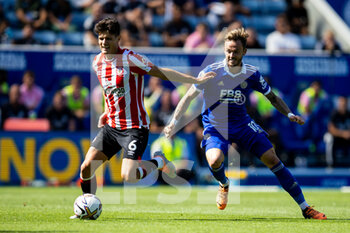 2022-08-07 - Brentford midfielder Christian Norgaard, Leicester City midfielder James Maddison during the English championship Premier League football match between Leicester City and Brentford on August 7, 2022 at the King Power Stadium in Leicester, England - FOOTBALL - ENGLISH CHAMP - LEICESTER V BRENTFORD - ENGLISH PREMIER LEAGUE - SOCCER