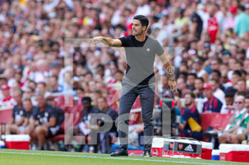 2022-08-13 - Mikel Arteta Manager of Arsenal during the English championship Premier League football match between Arsenal and Leicester City on August 13, 2022 at the Emirates Stadium in London, England - FOOTBALL - ENGLISH CHAMP - ARSENAL V LEICESTER - ENGLISH PREMIER LEAGUE - SOCCER