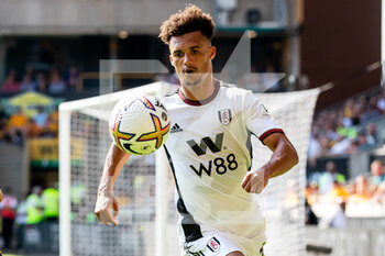 2022-08-13 - Fulham defender Antonee Robinson during the English championship Premier League football match between Wolverhampton Wanderers and Fulham on August 13, 2022 at Molineux in Wolverhampton, England - FOOTBALL - ENGLISH CHAMP - WOLVERHAMPTON V FULHAM - ENGLISH PREMIER LEAGUE - SOCCER