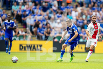 2022-08-20 - Leicester City forward Jamie Vardy during the English championship Premier League football match between Leicester City and Southampton on August 20, 2022 at the King Power Stadium in Leicester, England - FOOTBALL - ENGLISH CHAMP - LEICESTER V SOUTHAMPTON - ENGLISH PREMIER LEAGUE - SOCCER