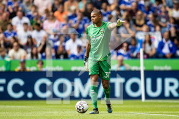 2022-08-20 - Southampton goalkeeper Gavin Bazunu during the English championship Premier League football match between Leicester City and Southampton on August 20, 2022 at the King Power Stadium in Leicester, England - FOOTBALL - ENGLISH CHAMP - LEICESTER V SOUTHAMPTON - ENGLISH PREMIER LEAGUE - SOCCER