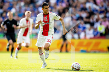 2022-08-20 - Southampton forward Mohamed Elyounoussi during the English championship Premier League football match between Leicester City and Southampton on August 20, 2022 at the King Power Stadium in Leicester, England - FOOTBALL - ENGLISH CHAMP - LEICESTER V SOUTHAMPTON - ENGLISH PREMIER LEAGUE - SOCCER