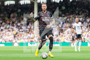 2022-08-20 - Brentford defender Pontus Jansson during the English championship Premier League football match between Fulham and Brentford on August 20, 2022 at Craven Cottage in London, England - FOOTBALL - ENGLISH CHAMP - FULHAM V BRENTFORD - ENGLISH PREMIER LEAGUE - SOCCER