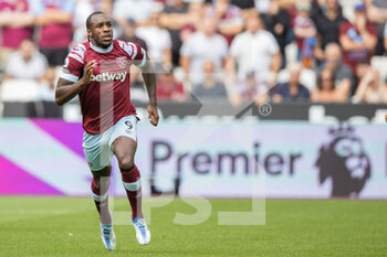 2022-08-21 - West Ham United striker Michail Antonio during the English championship Premier League football match between West Ham United and Brighton and Hove Albion on August 21, 2022 at the London Stadium in London, England - FOOTBALL - ENGLISH CHAMP - WEST HAM V BRIGHTON - ENGLISH PREMIER LEAGUE - SOCCER