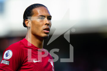 2022-08-27 - Liverpool's defender Virgil van Dijk during the English championship Premier League football match between Liverpool and Bournemouth on August 27, 2022 at Anfield in Liverpool, England - FOOTBALL - ENGLISH CHAMP - LIVERPOOL V BOURNEMOUTH - ENGLISH PREMIER LEAGUE - SOCCER