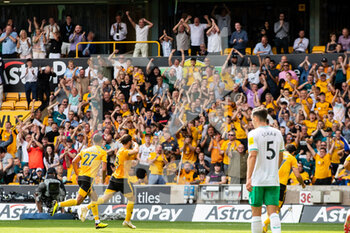2022-08-28 - Wolverhampton Wanderers midfielder Ruben Neves (8) celebrates his goal 1-0 during the English championship Premier League football match between Wolverhampton Wanderers and Newcastle United on August 28, 2022 at Molineux in Wolverhampton, England - FOOTBALL - ENGLISH CHAMP - WOLVERHAMPTON V NEWCASTLE - ENGLISH PREMIER LEAGUE - SOCCER