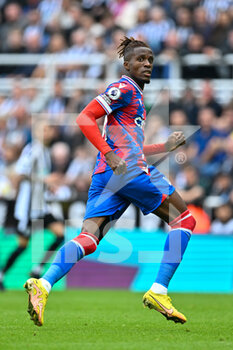 2022-09-03 - Crystal Palace's Wilfried Zaha during the Premier League match between Newcastle United and Crystal Palace at St. James’ Park, Newcastle, England on 3 September 2022. Photo Malcolm Mackenzie / ProSportsImages / DPPI - FOOTBALL - ENGLISH CHAMP - NEWCASTLE V CRYSTAL PALACE - ENGLISH PREMIER LEAGUE - SOCCER