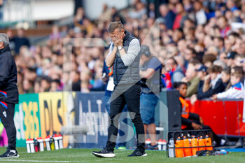 2022-10-09 - Leeds United Manager Jesse Marsch reacts during the English championship Premier League football match between Crystal Palace and Leeds United on October 9, 2022 at Selhurst Park in London, England - FOOTBALL - ENGLISH CHAMP - CRYSTAL PALACE V LEEDS - ENGLISH PREMIER LEAGUE - SOCCER