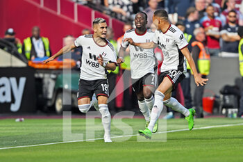 2022-10-09 - Fulham midfielder Andreas Pereira (18) celebrates his goal 0-1 during the English championship Premier League football match between West Ham United and Fulham on October 9, 2022 at the London Stadium in London, England - FOOTBALL - ENGLISH CHAMP - WEST HAM V FULHAM - ENGLISH PREMIER LEAGUE - SOCCER