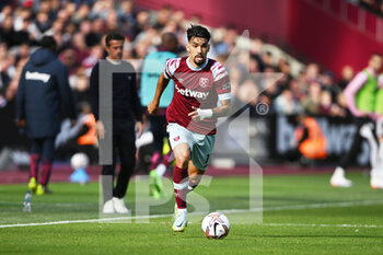 2022-10-09 - West Ham United midfielder Lucas Paqueta during the English championship Premier League football match between West Ham United and Fulham on October 9, 2022 at the London Stadium in London, England - FOOTBALL - ENGLISH CHAMP - WEST HAM V FULHAM - ENGLISH PREMIER LEAGUE - SOCCER