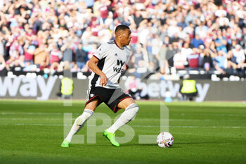2022-10-09 - Fulham forward Carlos Vinicius during the English championship Premier League football match between West Ham United and Fulham on October 9, 2022 at the London Stadium in London, England - FOOTBALL - ENGLISH CHAMP - WEST HAM V FULHAM - ENGLISH PREMIER LEAGUE - SOCCER