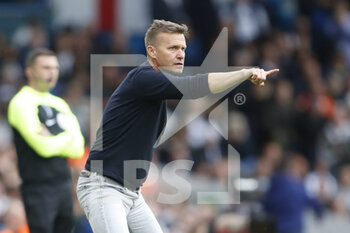 2022-10-16 - Leeds Manager Jesse Marsch during the English championship Premier League football match between Leeds United and Arsenal on October 16, 2022 at Elland Road in Leeds, England - FOOTBALL - ENGLISH CHAMP - LEEDS V ARSENAL - ENGLISH PREMIER LEAGUE - SOCCER