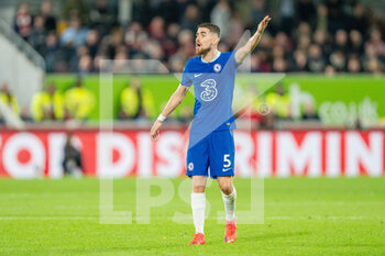 2022-10-19 - Chelsea midfielder Jorginho during the English championship Premier League football match between Brentford and Chelsea on October 19, 2022 at Gtech Community Stadium in Brentford, England - FOOTBALL - ENGLISH CHAMP - BRENTFORD V CHELSEA - ENGLISH PREMIER LEAGUE - SOCCER