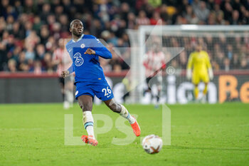 2022-10-19 - Chelsea defender Kalidou Koulibaly (26) during the English championship Premier League football match between Brentford and Chelsea on October 19, 2022 at Gtech Community Stadium in Brentford, England - FOOTBALL - ENGLISH CHAMP - BRENTFORD V CHELSEA - ENGLISH PREMIER LEAGUE - SOCCER