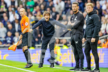 2022-10-23 - Antonio Conte Manager of Tottenham Hotspur during the English championship Premier League football match between Tottenham Hotspur and Newcastle United on October 23, 2022 at Tottenham Hotspur Stadium in London, England - FOOTBALL - ENGLISH CHAMP - TOTTENHAM V NEWCASTLE - ENGLISH PREMIER LEAGUE - SOCCER