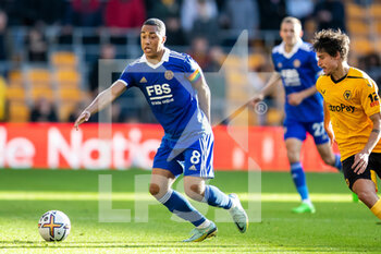 2022-10-23 - Leicester City midfielder Youri Tielemans (8) during the English championship Premier League football match between Wolverhampton Wanderers and Leicester City on October 23, 2022 at Molineux in Wolverhampton, England - FOOTBALL - ENGLISH CHAMP - WOLVERHAMPTON V LEICESTER - ENGLISH PREMIER LEAGUE - SOCCER