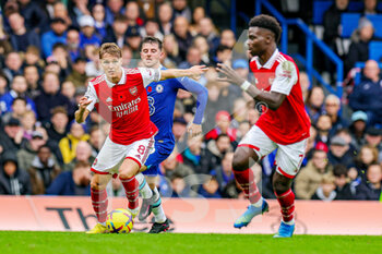 2022-11-06 - Martin Odegaard (8) of Arsenal during the English championship Premier League football match between Chelsea and Arsenal on November 5, 2022 at Stamford Bridge in London, England - FOOTBALL - ENGLISH CHAMP - CHELSEA V ARSENAL - ENGLISH PREMIER LEAGUE - SOCCER