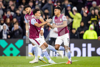 2022-12-26 - Aston Villa forward Ollie Watkins (11) scores and celebrates with team mates 1-2 during the English championship Premier League football match between Aston Villa and Liverpool on December 26, 2022 at Villa Park in Birmingham, England - FOOTBALL - ENGLISH CHAMP - ASTON VILLA V LIVERPOOL - ENGLISH PREMIER LEAGUE - SOCCER
