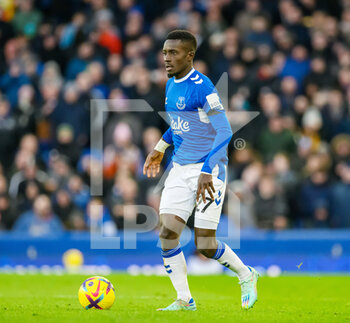 2022-12-26 - Everton's Idrissa Gana Gueye during the English championship Premier League football match between Everton and Wolverhampton Wanderers on December 26, 2022 at Goodison Park in Liverpool, England - FOOTBALL - ENGLISH CHAMP - EVERTON V WOLVERHAMPTON - ENGLISH PREMIER LEAGUE - SOCCER