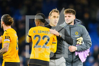 2022-12-26 - Wolves manager, Julen Lopetegui congratulates Wolves Nelson Semedo after the final whistle during the English championship Premier League football match between Everton and Wolverhampton Wanderers on December 26, 2022 at Goodison Park in Liverpool, England - FOOTBALL - ENGLISH CHAMP - EVERTON V WOLVERHAMPTON - ENGLISH PREMIER LEAGUE - SOCCER