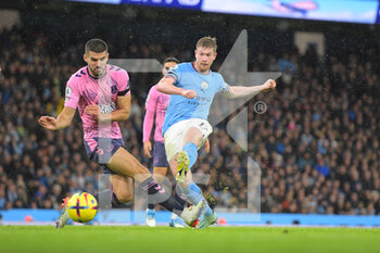2022-12-31 - Manchester City midfielder Kevin De Bruyne during the English championship Premier League football match between Manchester City and Everton on 31 December 2022 at the Etihad Stadium in Manchester, England - FOOTBALL - ENGLISH CHAMP - MANCHESTER CITY V EVERTON - ENGLISH PREMIER LEAGUE - SOCCER